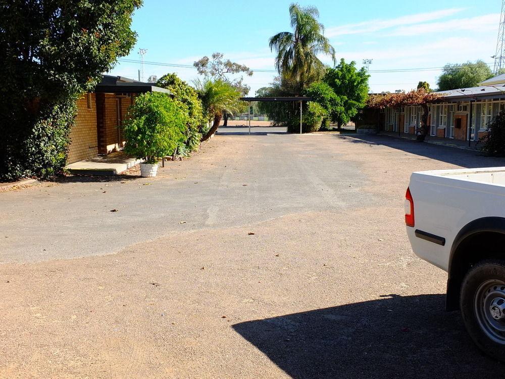 Travelway Motel Port Pirie Kültér fotó