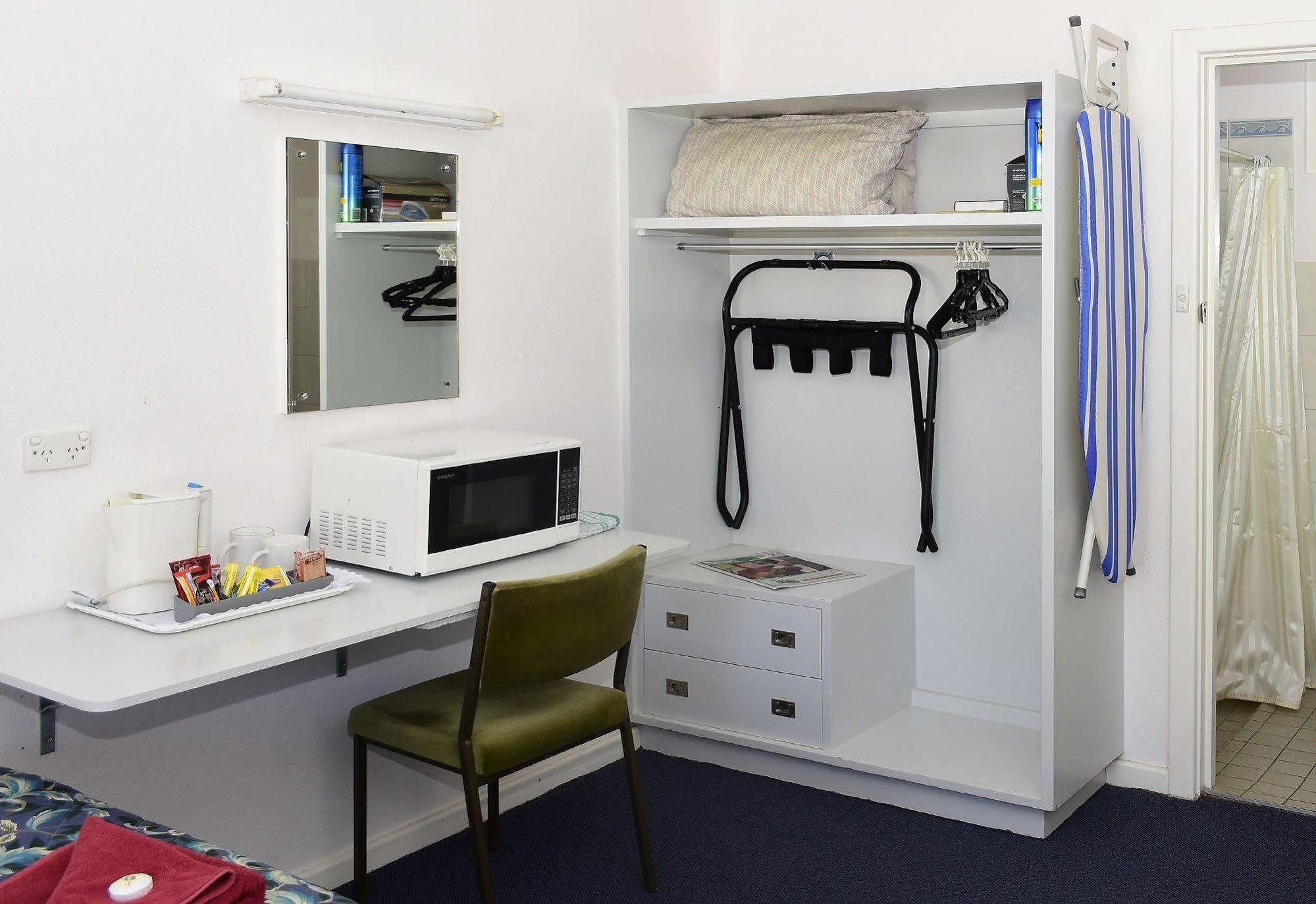 Travelway Motel Port Pirie Kültér fotó