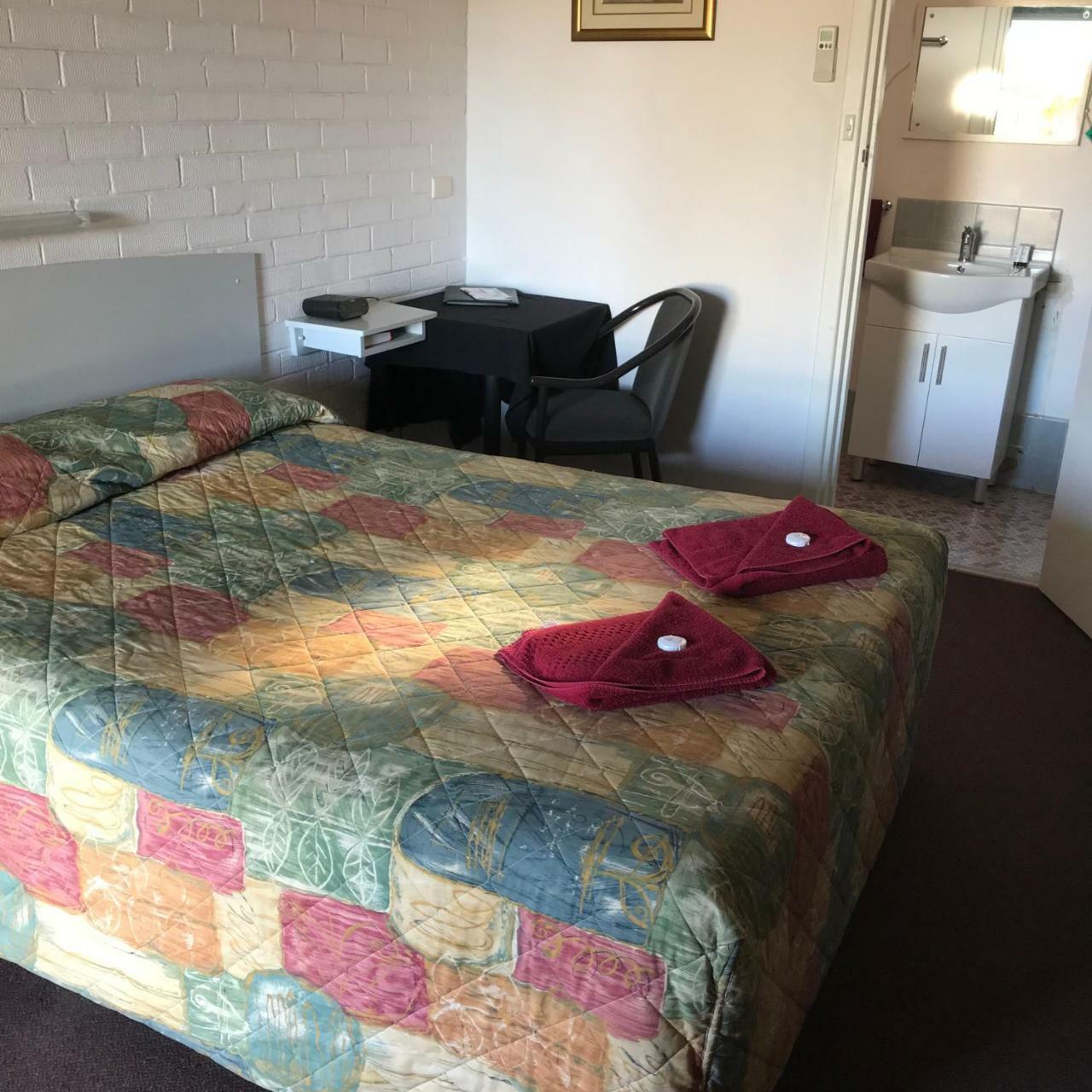Travelway Motel Port Pirie Kültér fotó